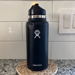 Hydro Flask 32 oz with Flip Straw Lid - Black